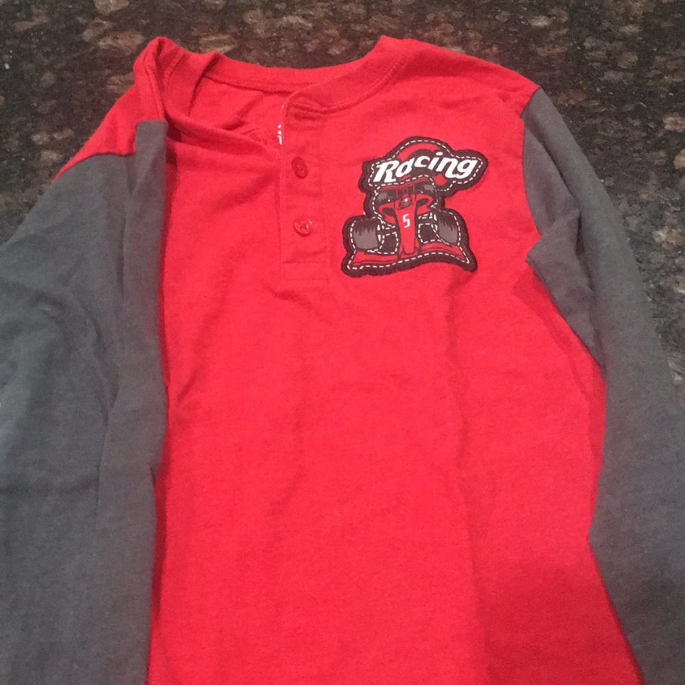 Long sleeve shirts.